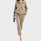 ANGELINA – Conjunto con Pantalón y Polo