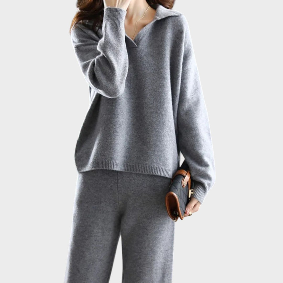 ANGELINA – Conjunto con Pantalón y Polo