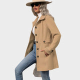 CHANNEL – Abrigo Elegante