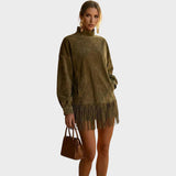 SHERI – Vestido de Ante con Flecos