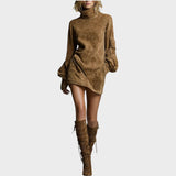 MIMI – Vestido Corto de Ante con Cuello Alto