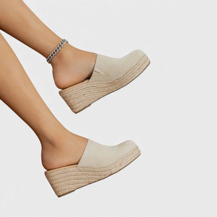 ILARIA – Sandalias de cuña