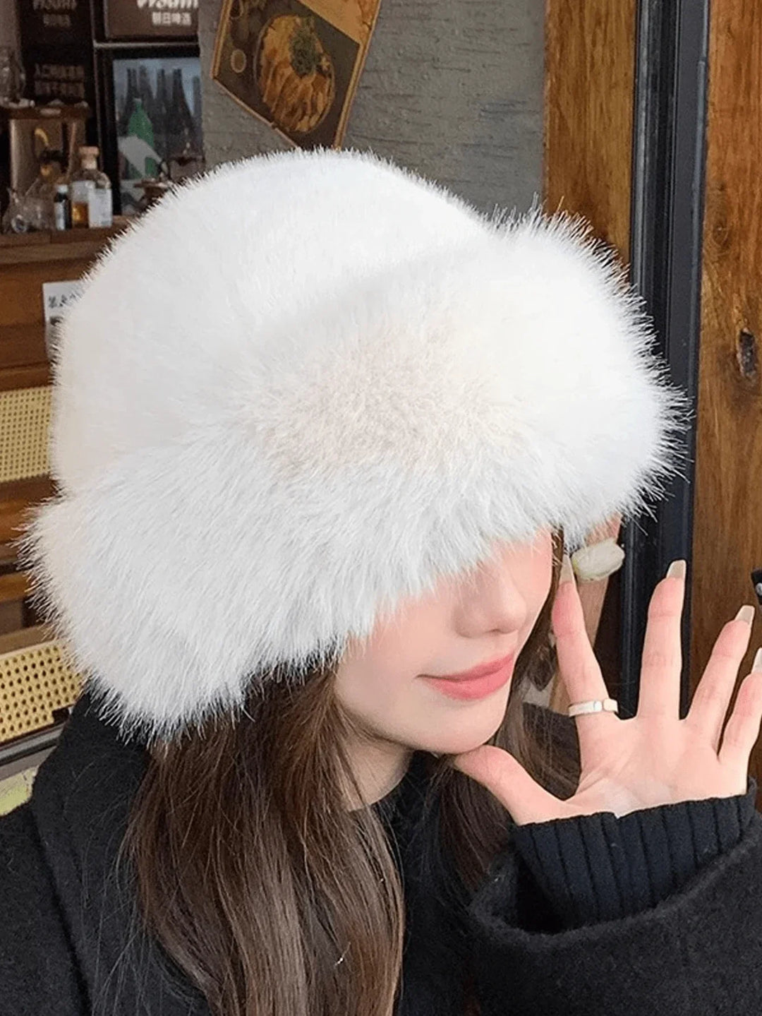 LUCY – Gorro de piel
