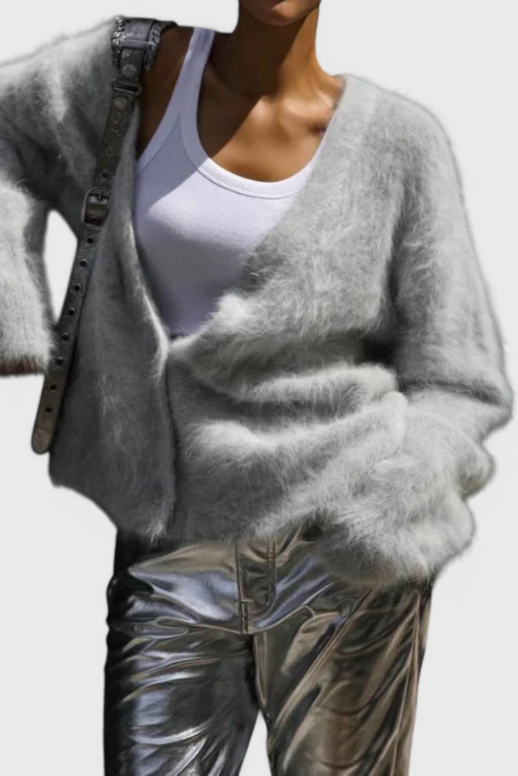 DANIELA – Cardigan de Cachemira Suave
