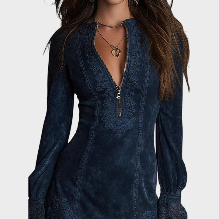 DEBORA – Mini Vestido de Ante con Encaje
