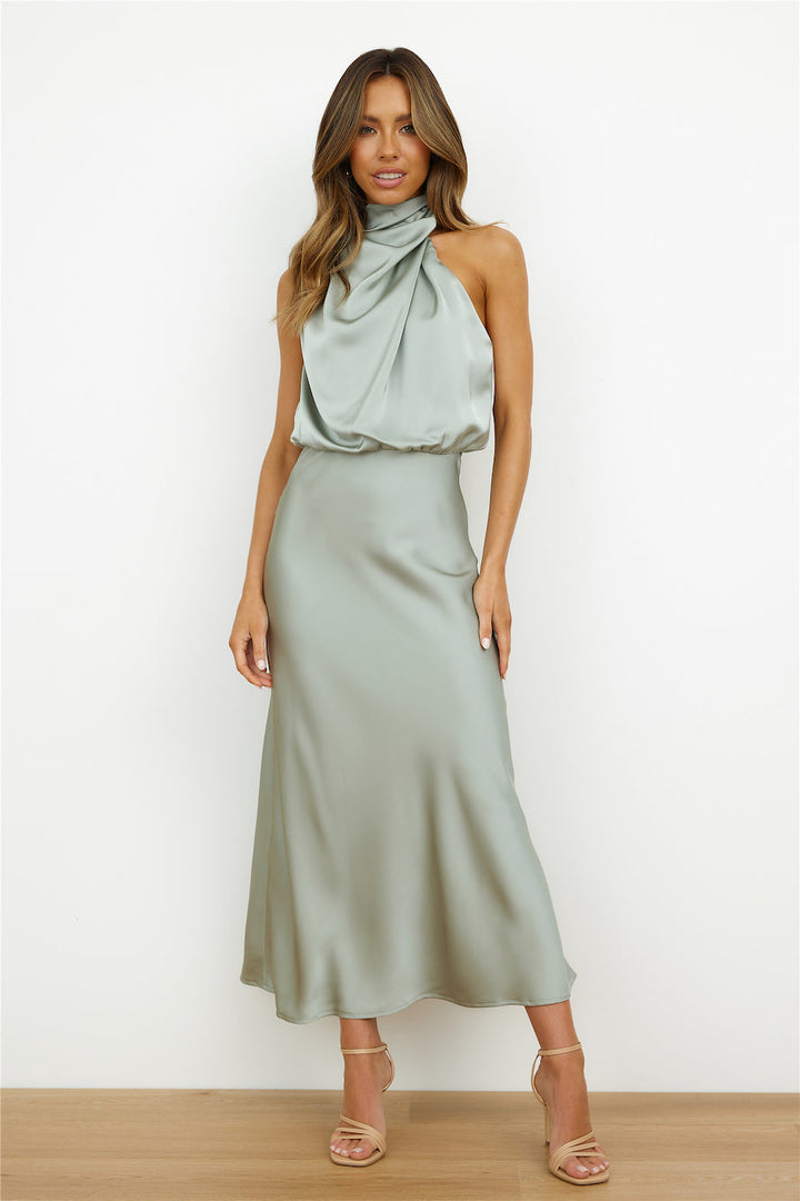 MARIANA – Vestido con escote americano
