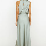 MARIANA – Vestido con escote americano