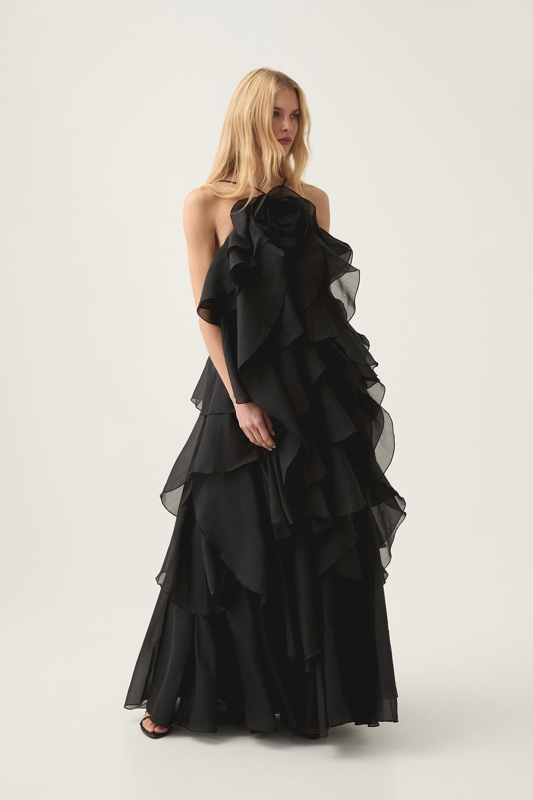 LIVORA – Maxi vestido de diseño