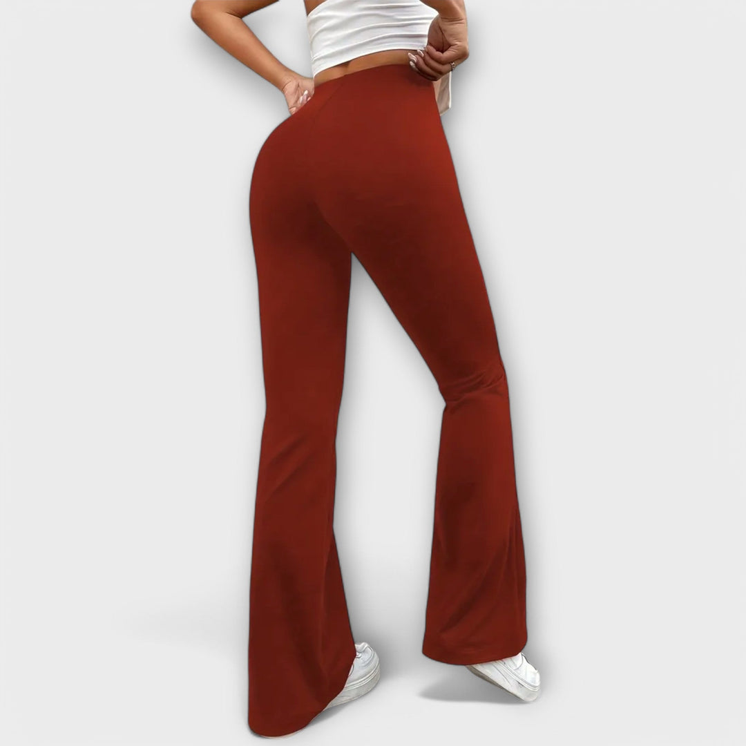 LUCÍA – Pantalones holgados con pierna acampanada