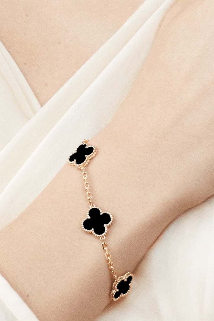 BELISA – Pulsera con Motivo de Trébol