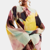 DANA – Vestido Maxi con Estampado de Acuarela y Frontal Torcido