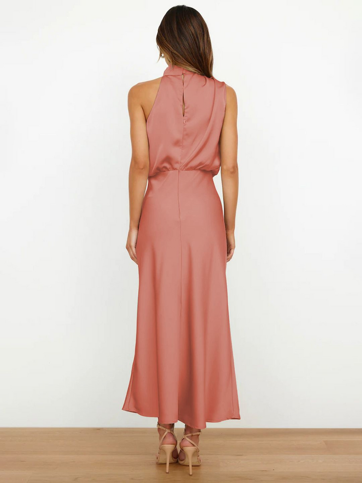 MARIANA – Vestido con escote americano