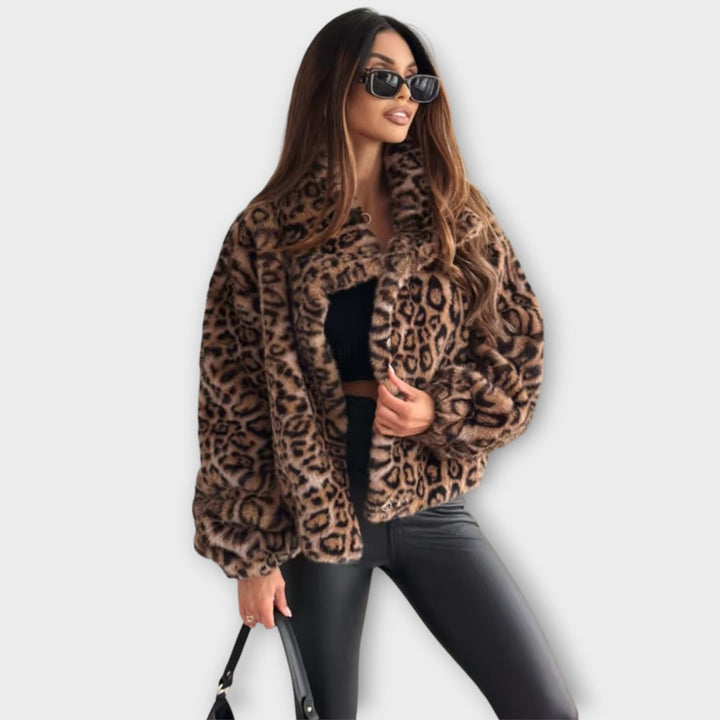 LEONOR – Abrigo de Leopardo