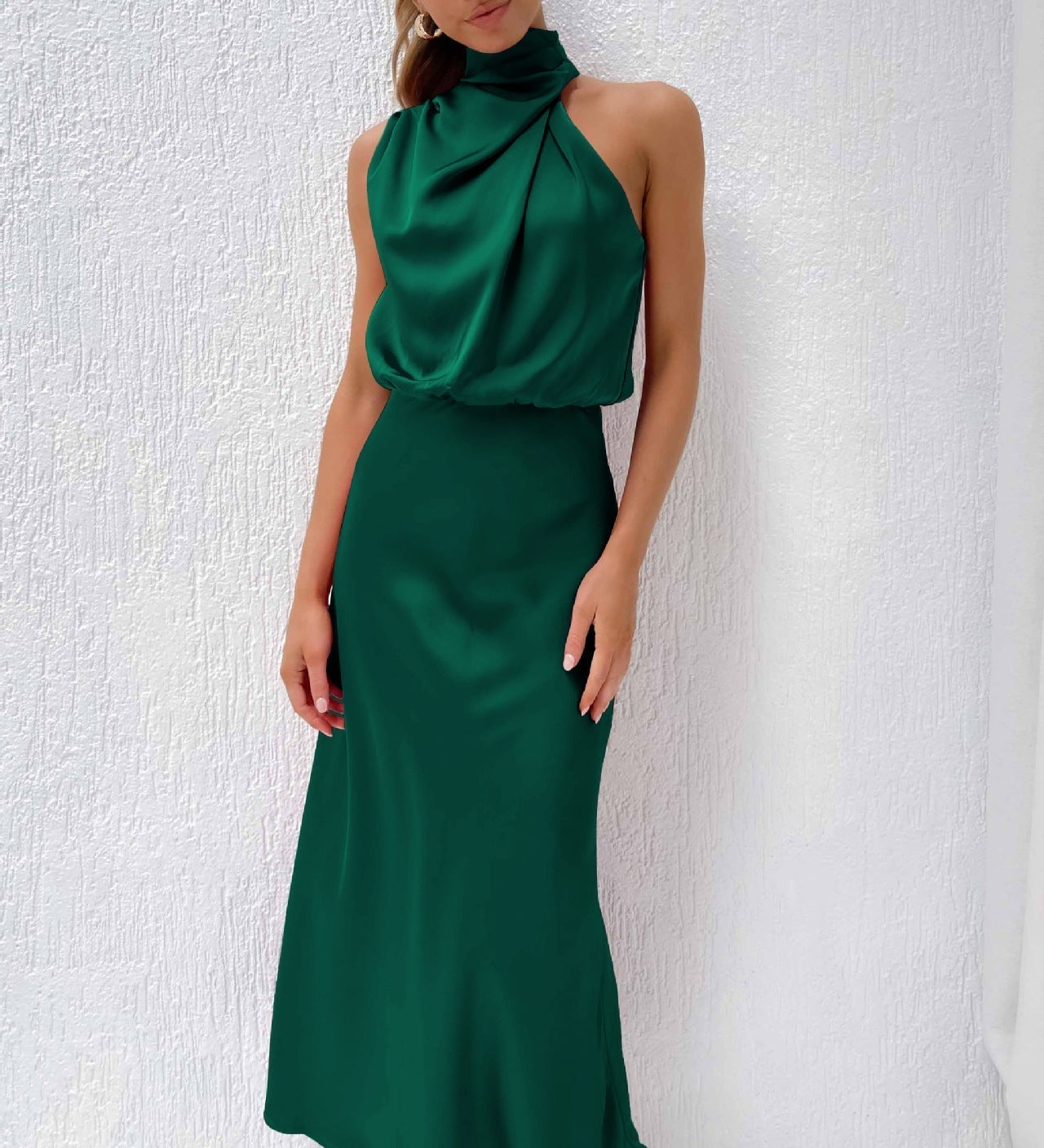 MARIANA – Vestido con escote americano