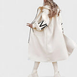 ROSA – Cárdigan elegante con capucha