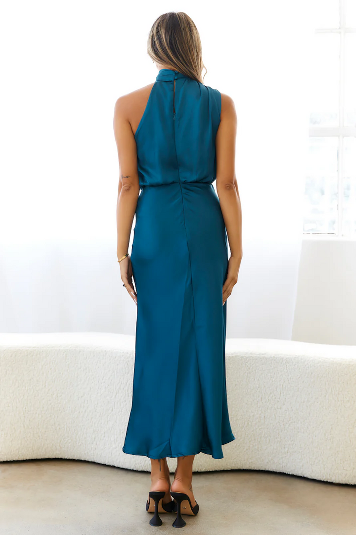 MARIANA – Vestido con escote americano