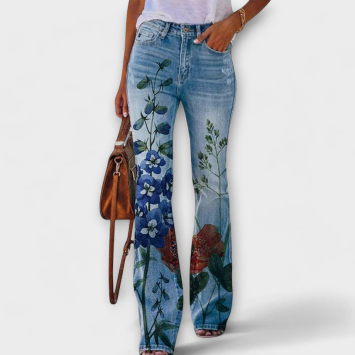 ZALA – Vaqueros con flores
