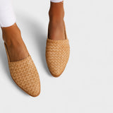 NALA – Sandalias trenzadas de temporada