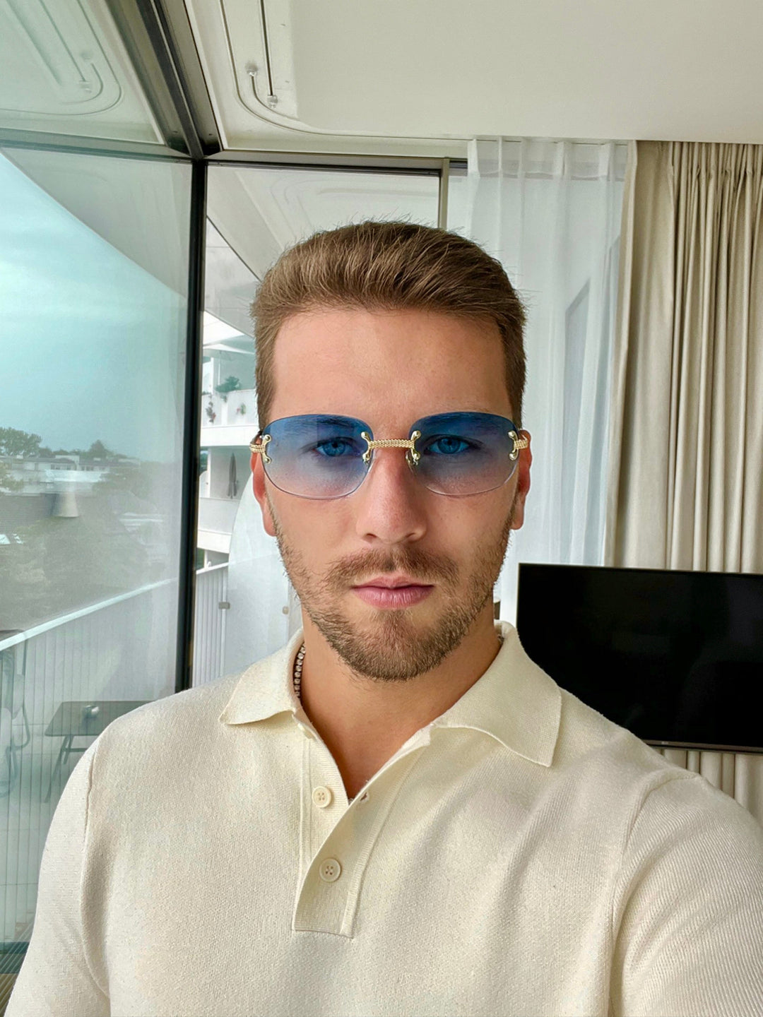 ALESIO – Gafas de sol azul cielo