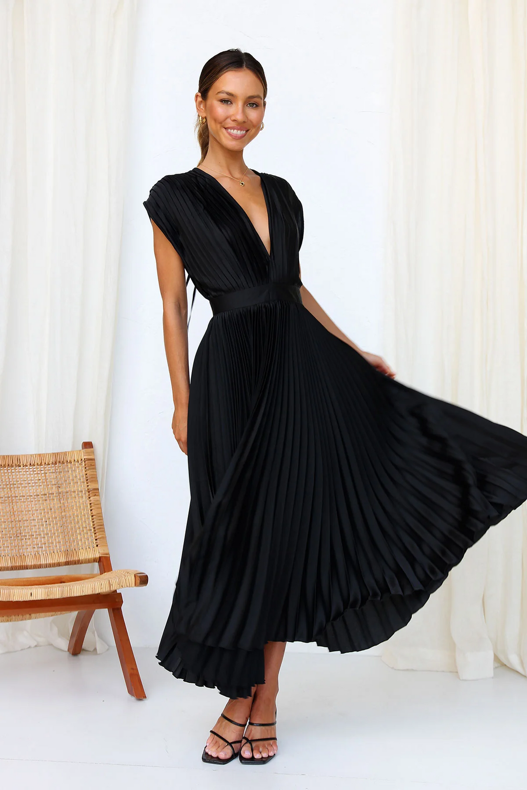 TIRSÁ – Vestido glamuroso