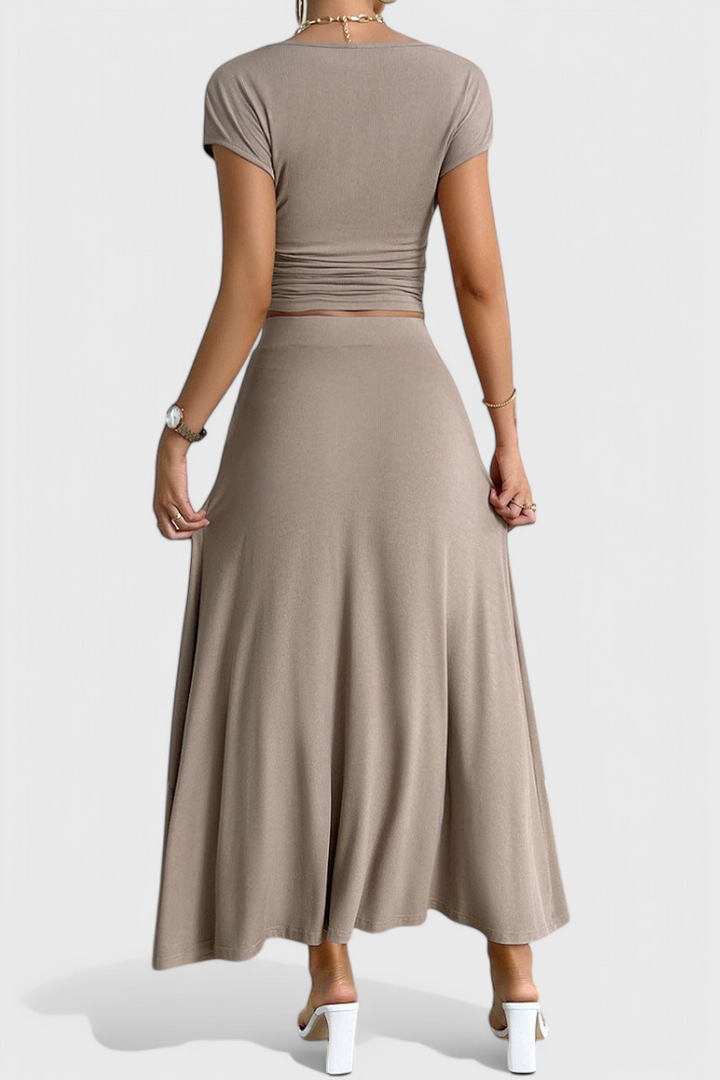 ANASTASIA – Top y falda
