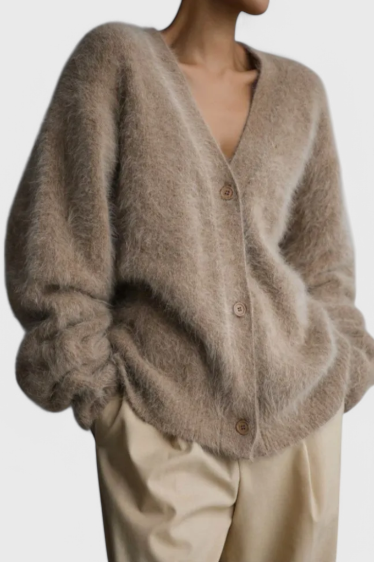 DANIELA – Cardigan de Cachemira Suave