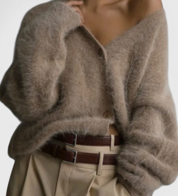 DANIELA – Cardigan de Cachemira Suave