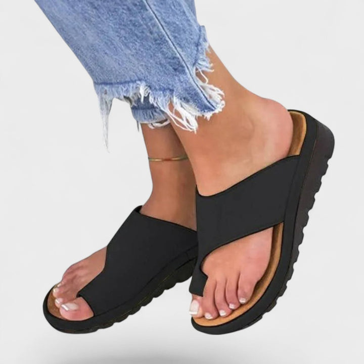 VIDA – Sandalias planas