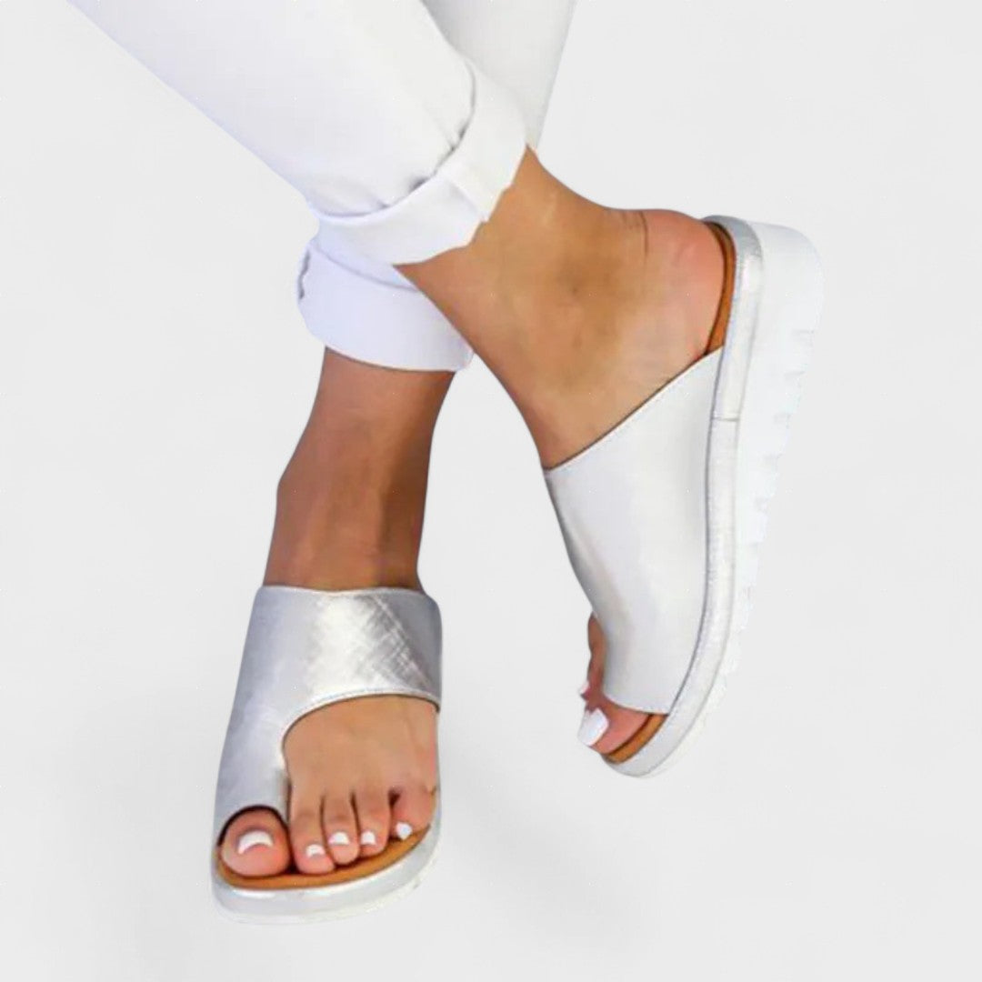 VIDA – Sandalias planas