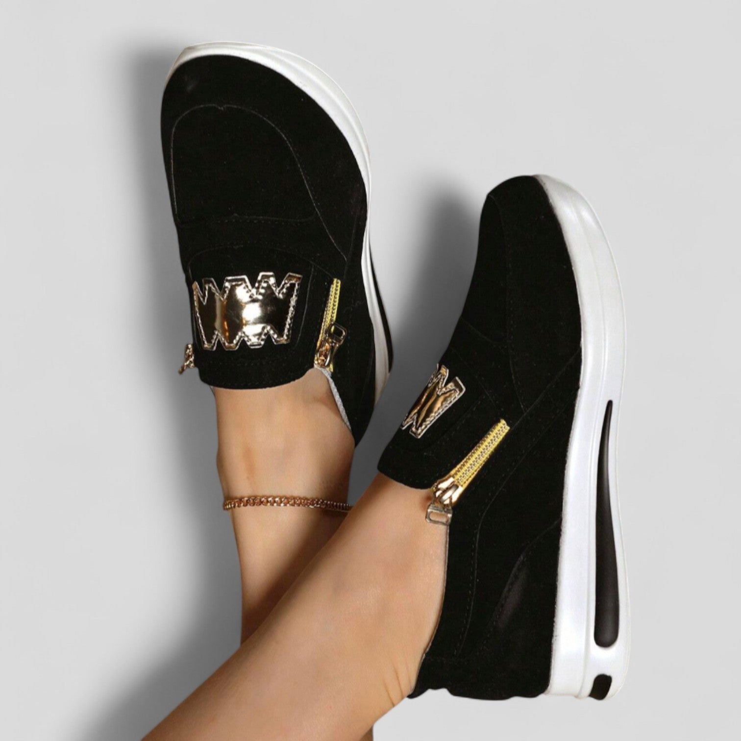 BENIGNA – Zapatillas