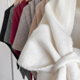 AURORA – Capa de Otoño Suave y Elegante