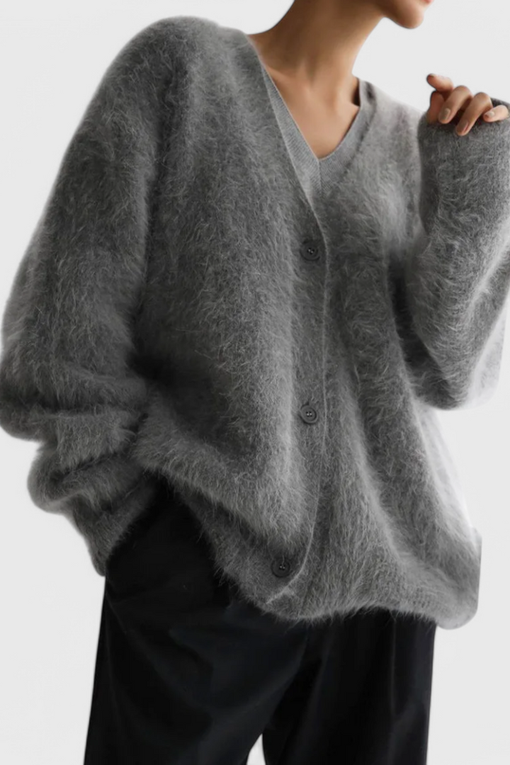 DANIELA – Cardigan de Cachemira Suave