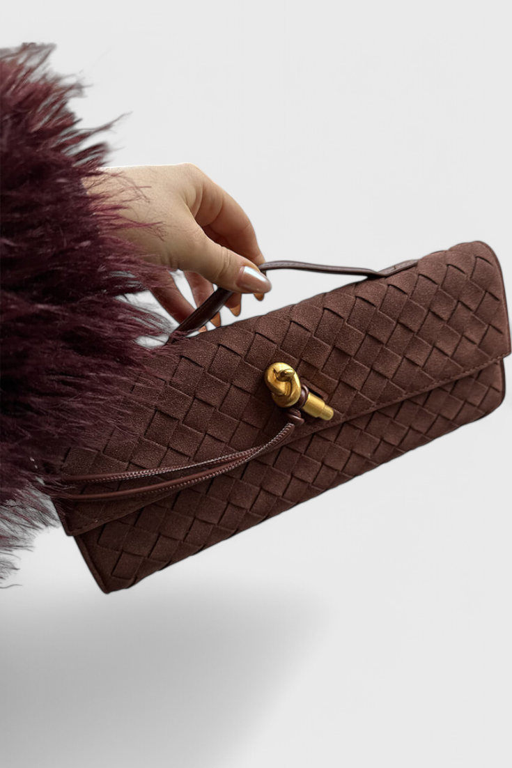 DIANA – Bolso de Hombro Clásico de Ante