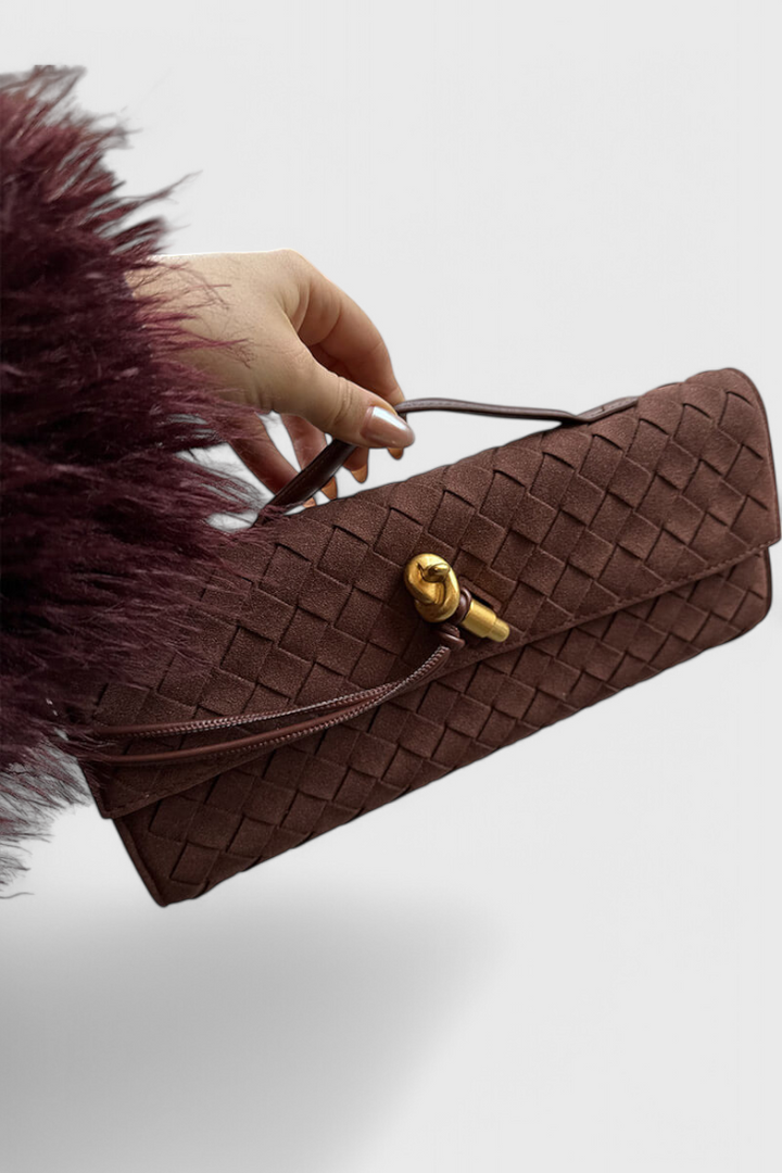 DIANA – Bolso de Hombro Clásico de Ante