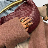 GERDA – Bolso Woven con Asa Dorada