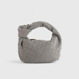 REMI – Bolso Mini Woven con Detalle de Nudo