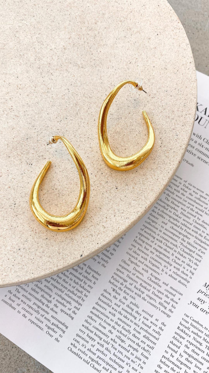 DAFNE – Pendientes de oro brillante