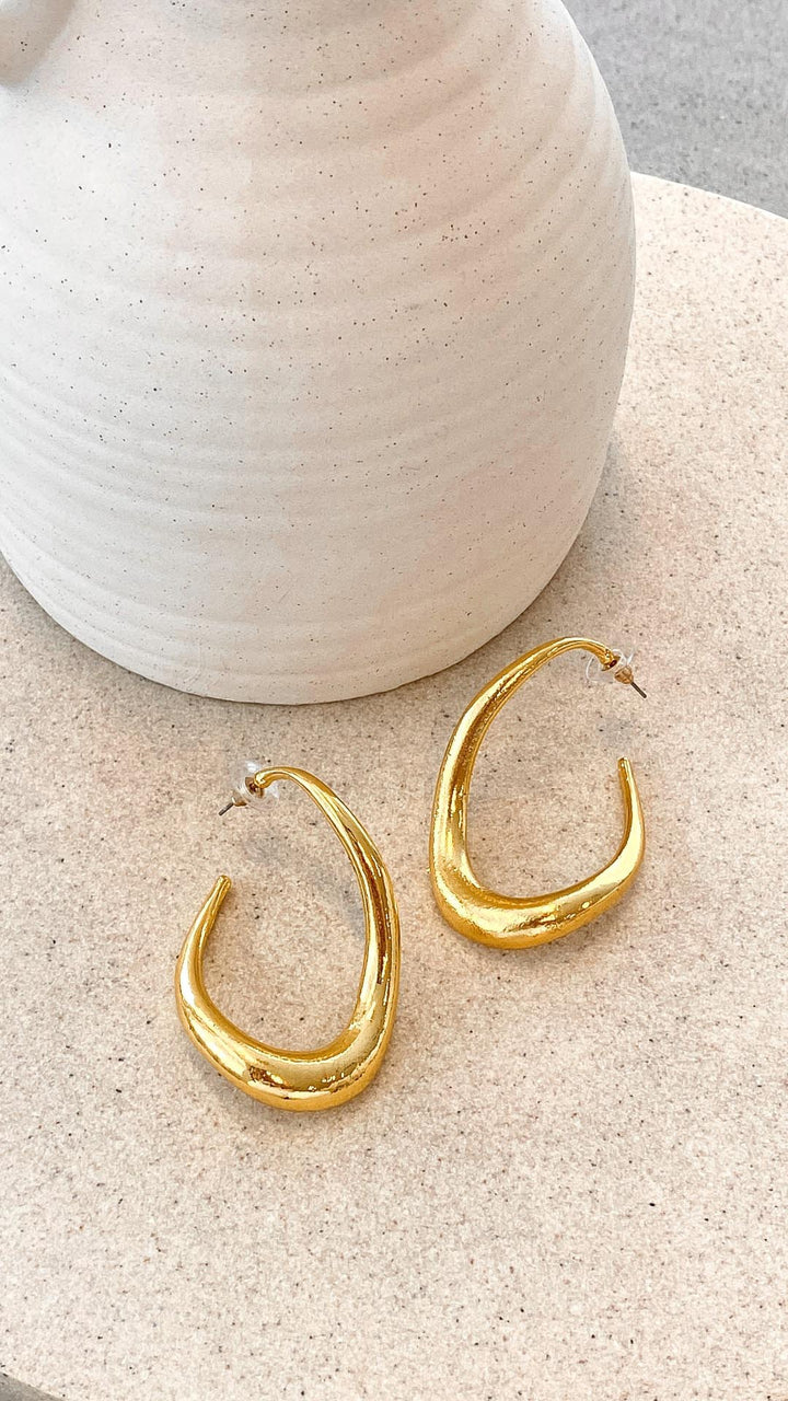 DAFNE – Pendientes de oro brillante