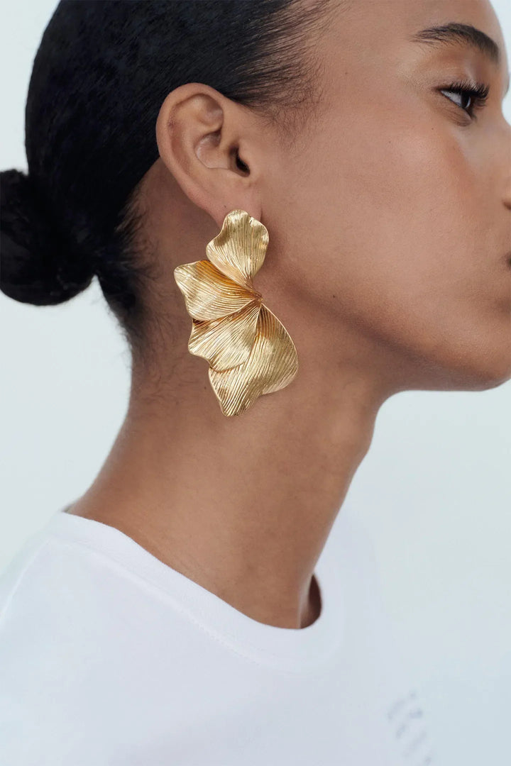 ZAFIRA – Pendientes Colgantes de Hoja