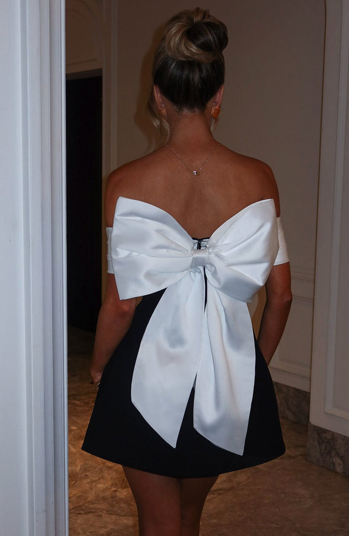 LANA – Mini vestido con lazo