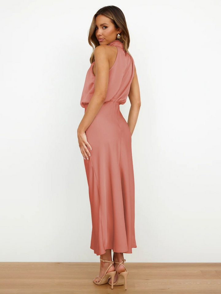 MARIANA – Vestido con escote americano