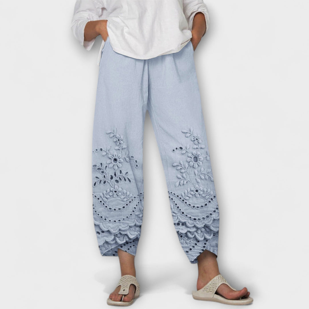 CHLOE – Pantalones con Encaje y Estampado Elegante