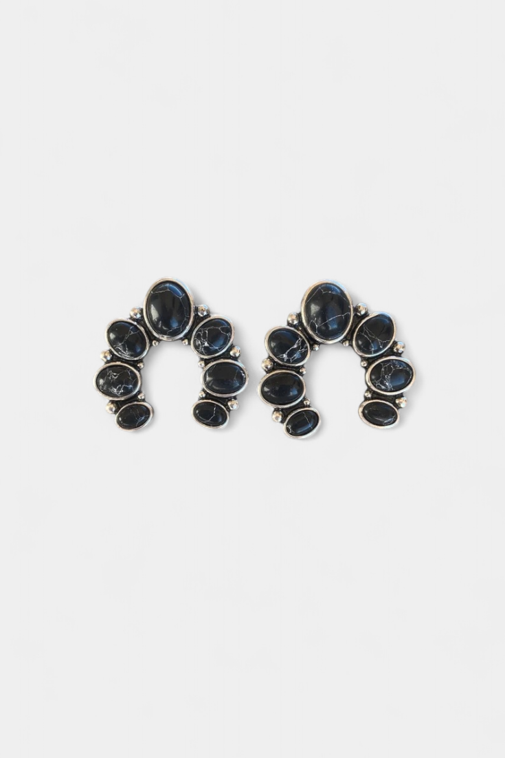 ARENA – Pendientes Herradura de Piedra Natural