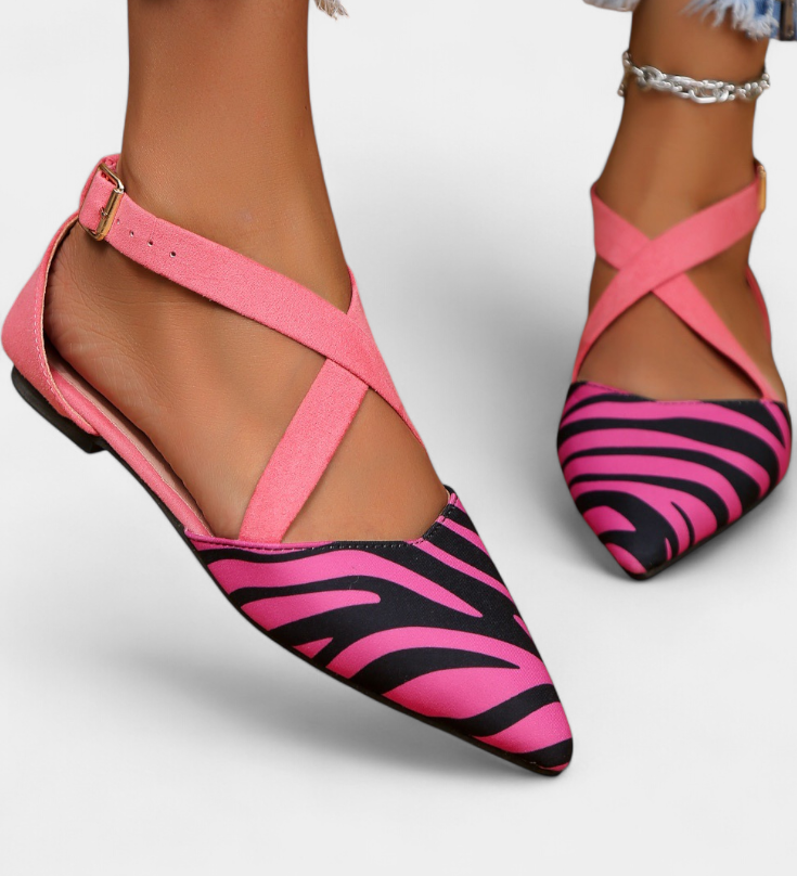FENNA – Bailarinas con Estampado de Cebra y Tiras Cruzadas