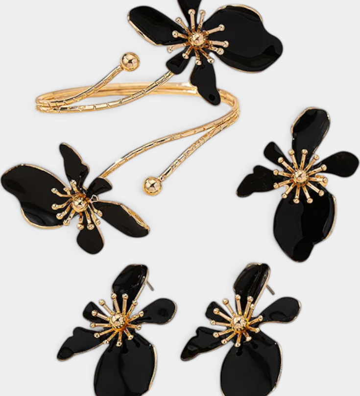 ELIN – Set de Accesorios Florales: Pulsera + Pendientes + Anillos