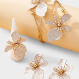 ELIN – Set de Accesorios Florales: Pulsera + Pendientes + Anillos
