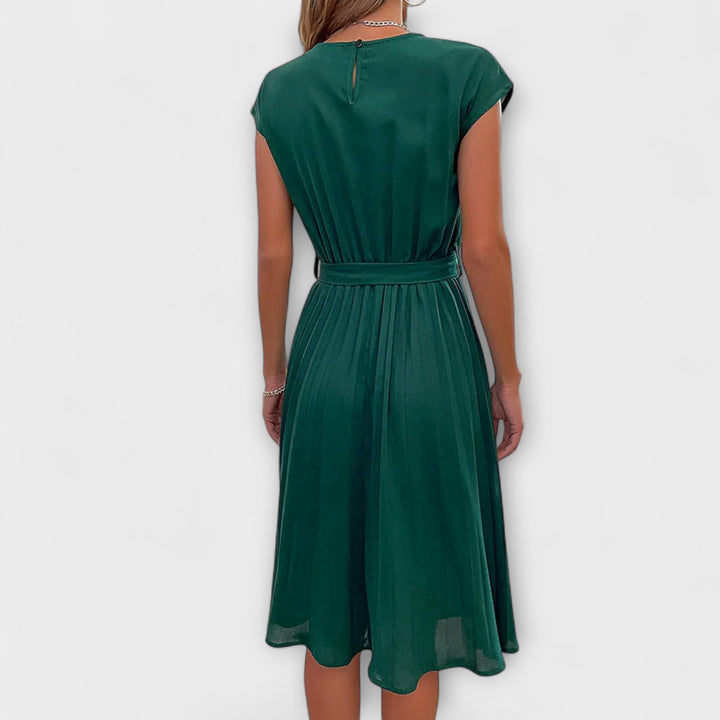 ROSITA – Vestido plisado de manga corta