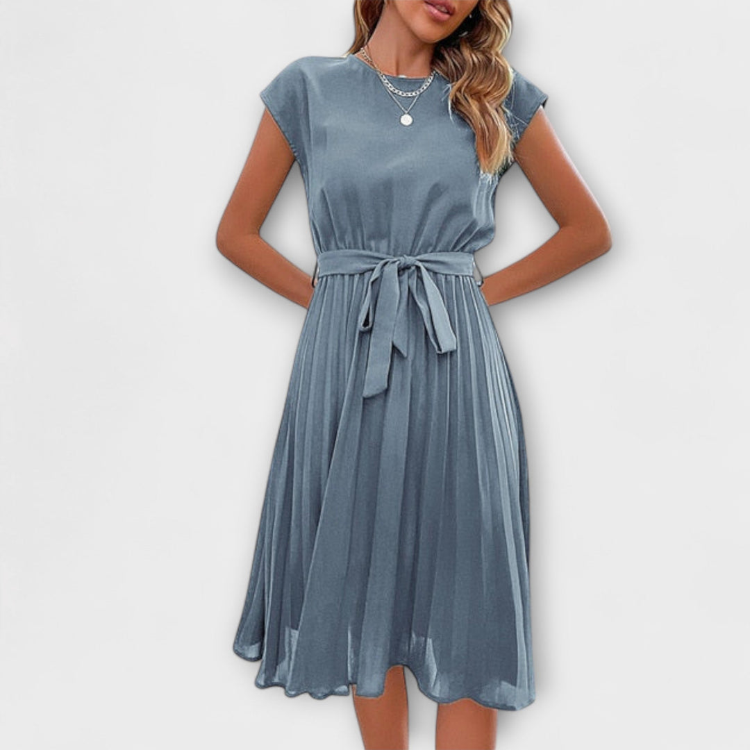 ROSITA – Vestido plisado de manga corta