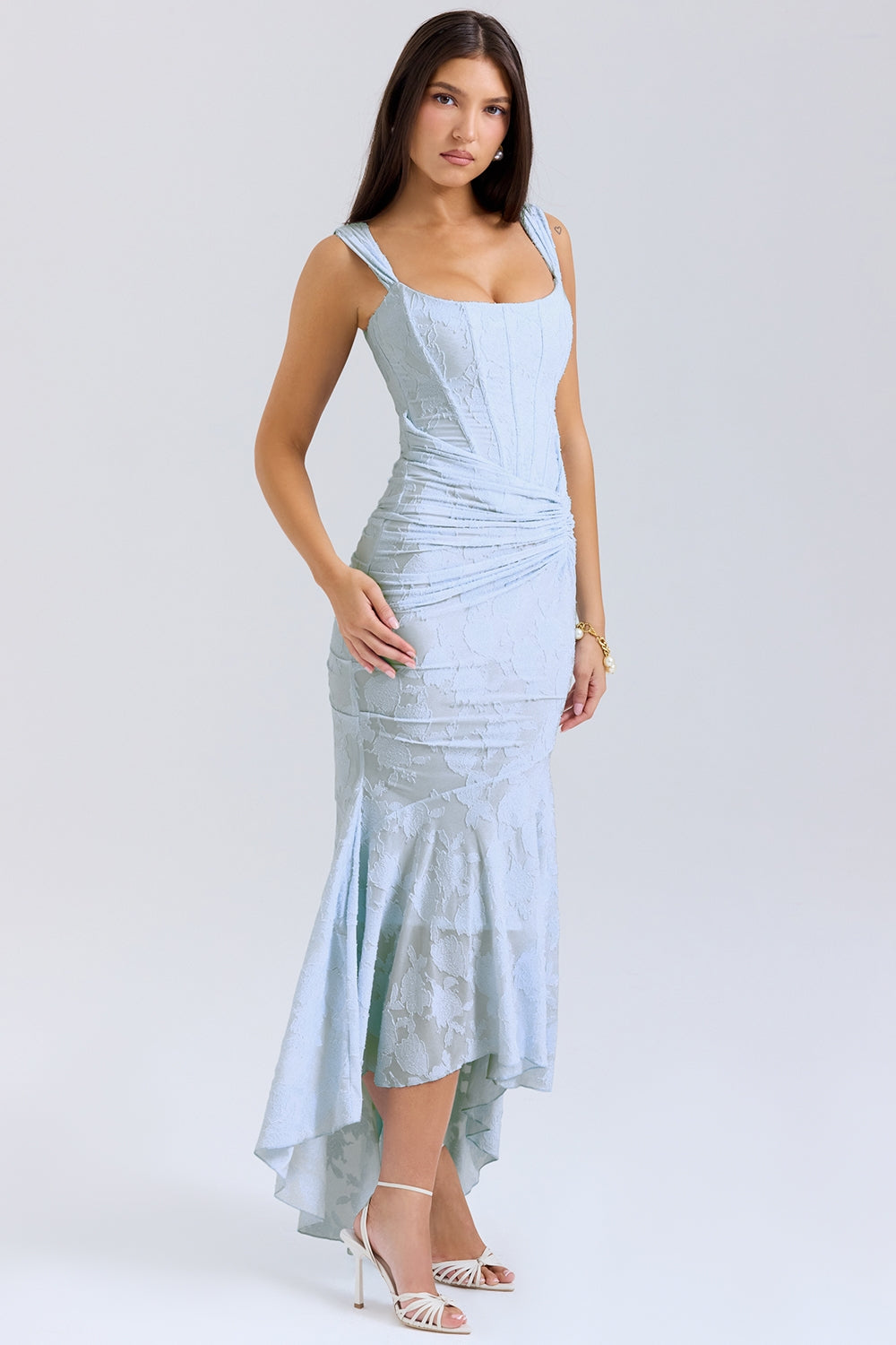 KIARA – Vestido largo con corsé sofisticado