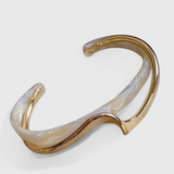 ADARA – Pulsera Elegante de Ópalo Blanco